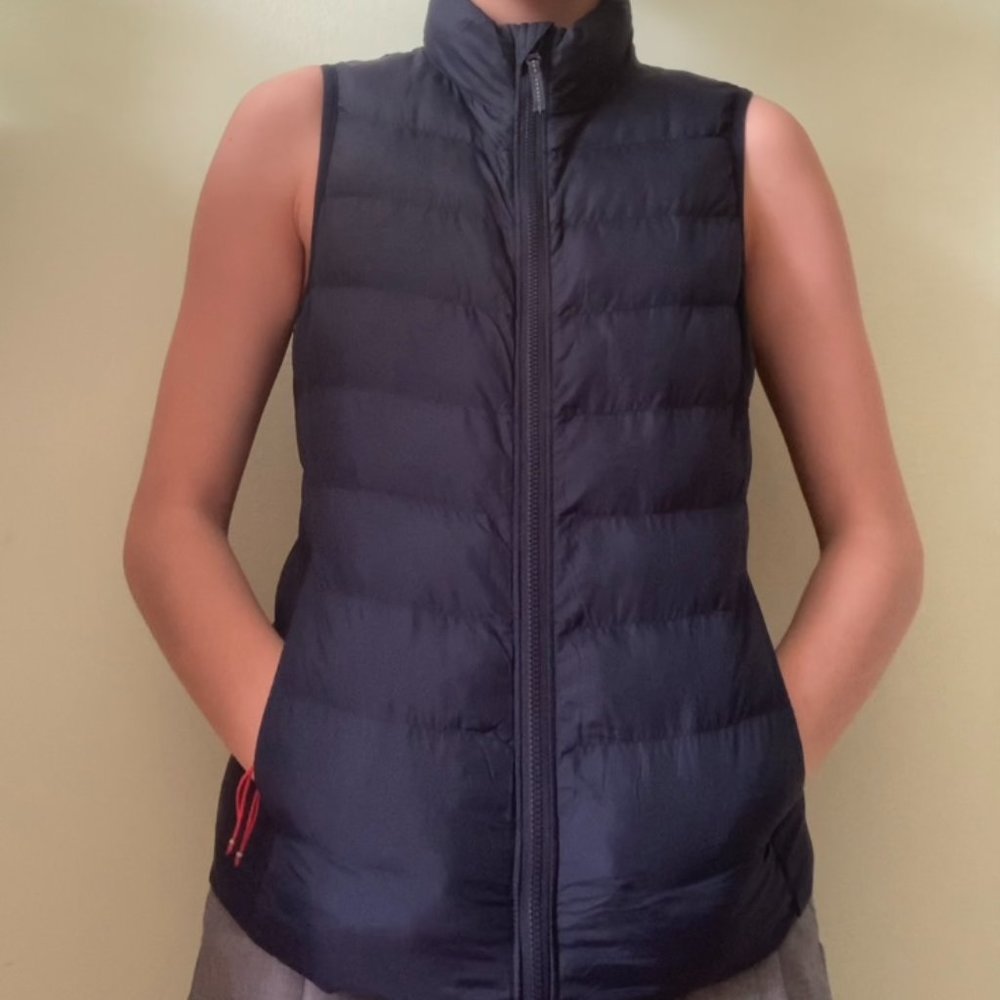 UniQlo Sleeveless Puff Jacket